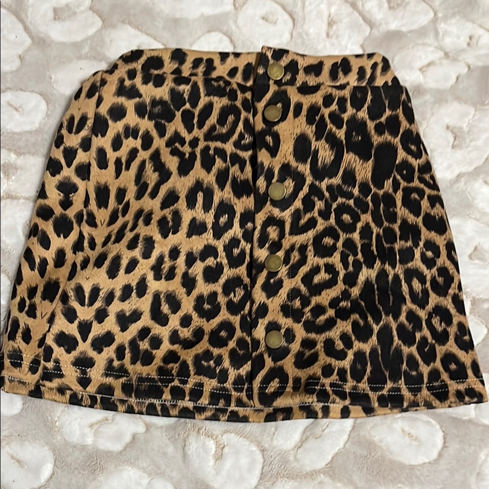 Leopard Print Button-Front Skirt